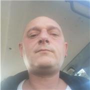 Laureato in lettere moderne. Esperienza con studenti di scuole superiori e università, attualmente educatore. Impartisco ripetizioni in presenza di letteratura storia e geografia. Orari da concordare